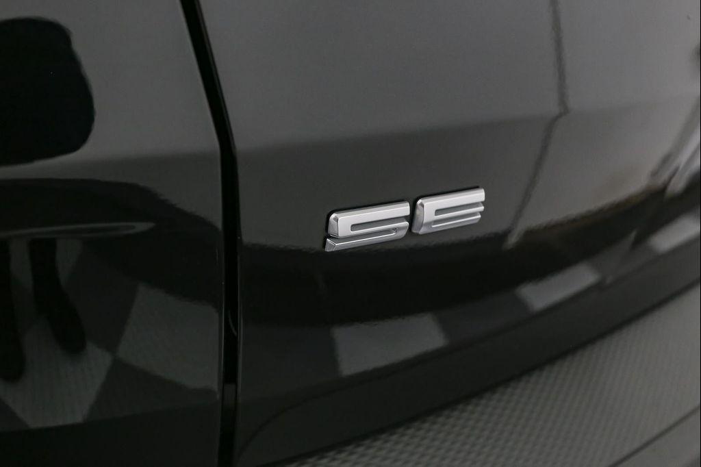 used 2022 Ford Escape car, priced at $17,999