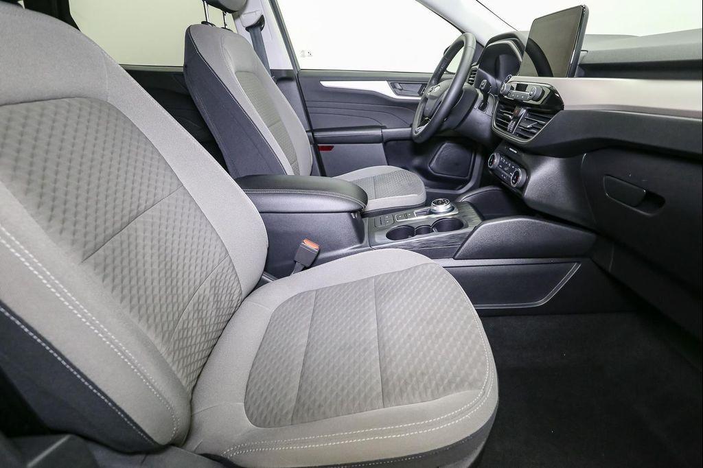 used 2022 Ford Escape car, priced at $17,999