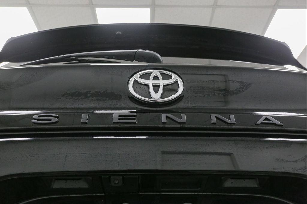 new 2026 Toyota Sienna car, priced at $52,050