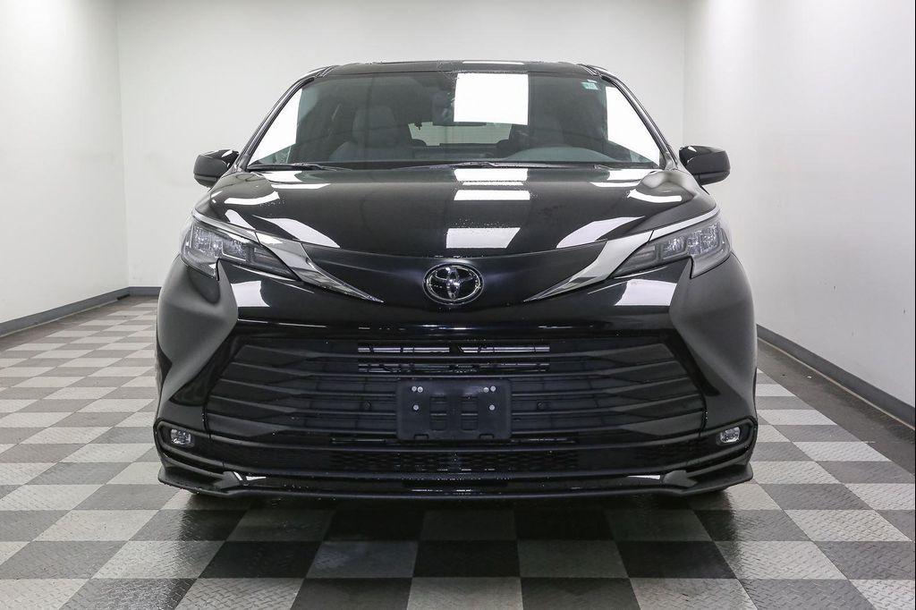 new 2026 Toyota Sienna car, priced at $52,050