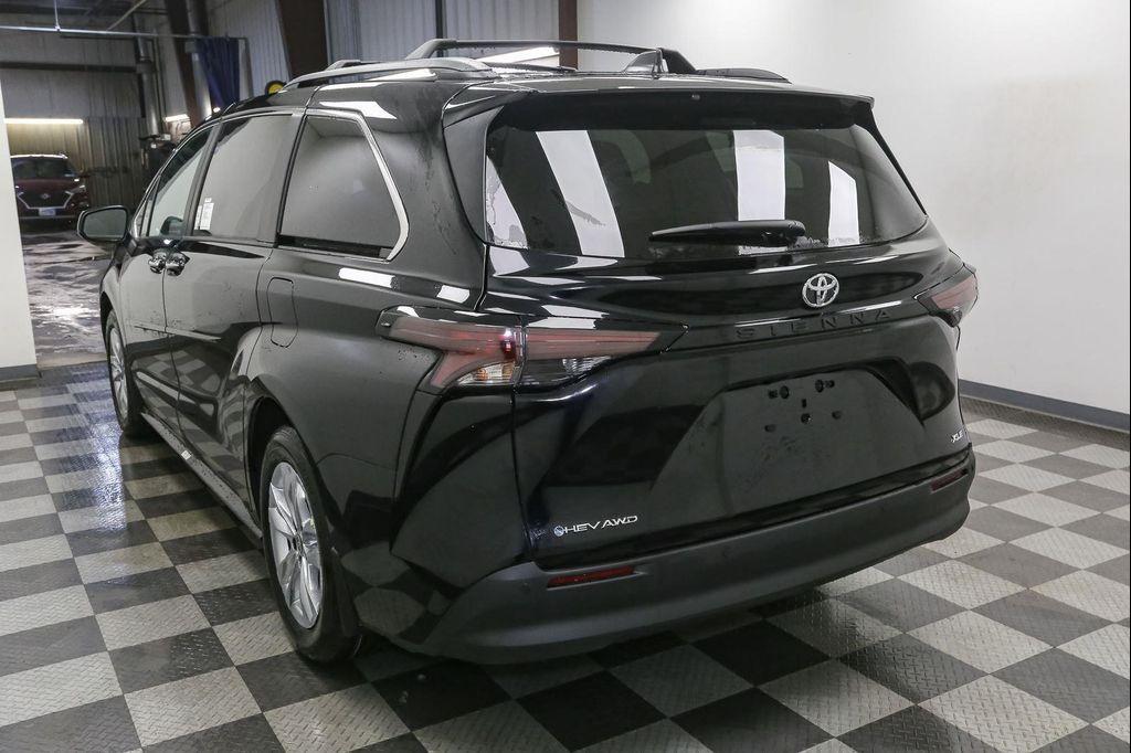 new 2026 Toyota Sienna car, priced at $52,050