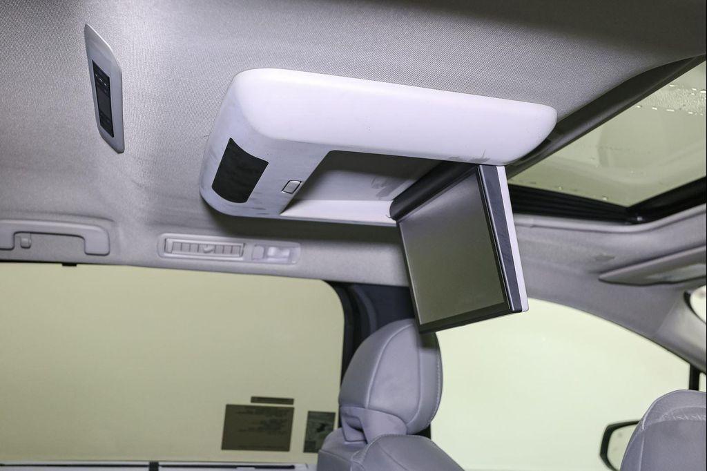 new 2026 Toyota Sienna car, priced at $52,050