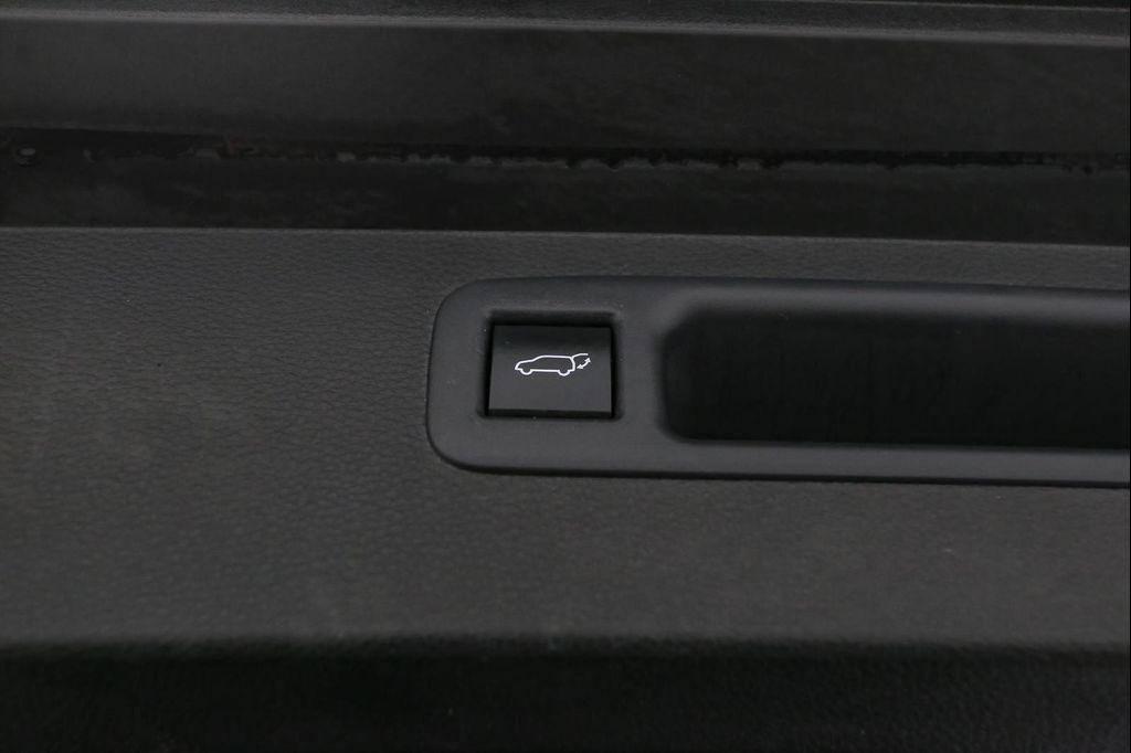 used 2023 Toyota Highlander car, priced at $36,424