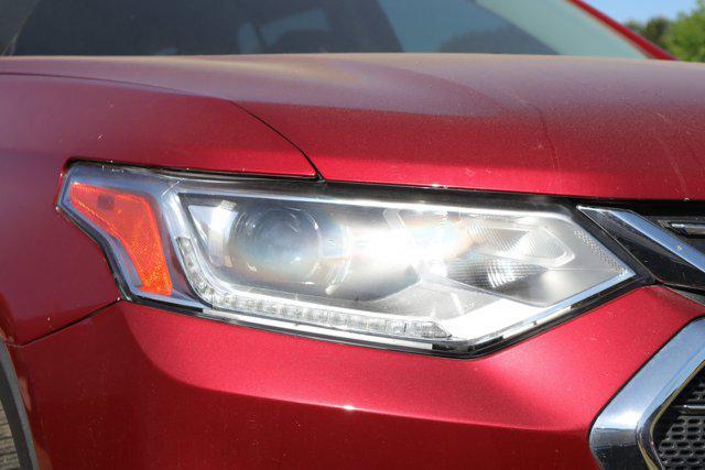 used 2021 Chevrolet Traverse car, priced at $21,988