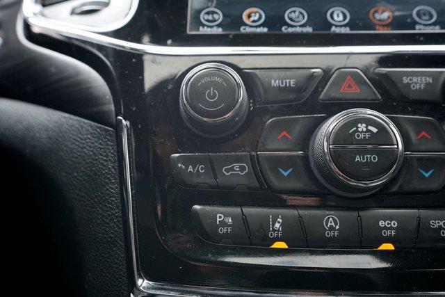 used 2022 Jeep Grand Cherokee WK car, priced at $26,988