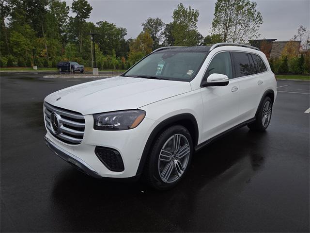 new 2026 Mercedes-Benz GLS 450 car, priced at $92,930