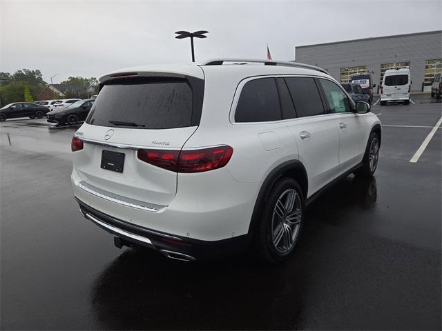 new 2026 Mercedes-Benz GLS 450 car, priced at $92,930