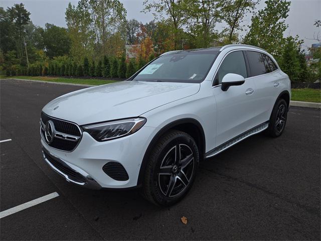 new 2026 Mercedes-Benz GLC 300 car, priced at $62,310