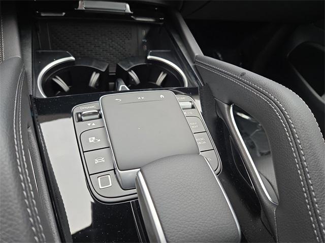 new 2026 Mercedes-Benz GLE 450 car, priced at $81,700