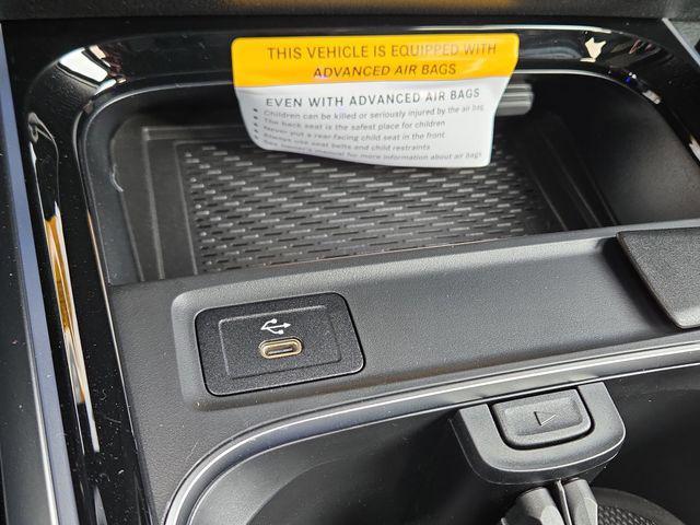 new 2026 Mercedes-Benz GLB 250 car, priced at $52,910