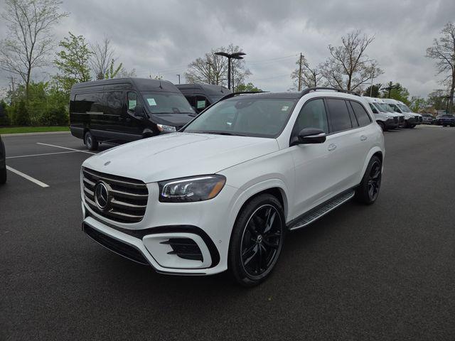 new 2026 Mercedes-Benz GLS 450 car, priced at $110,356
