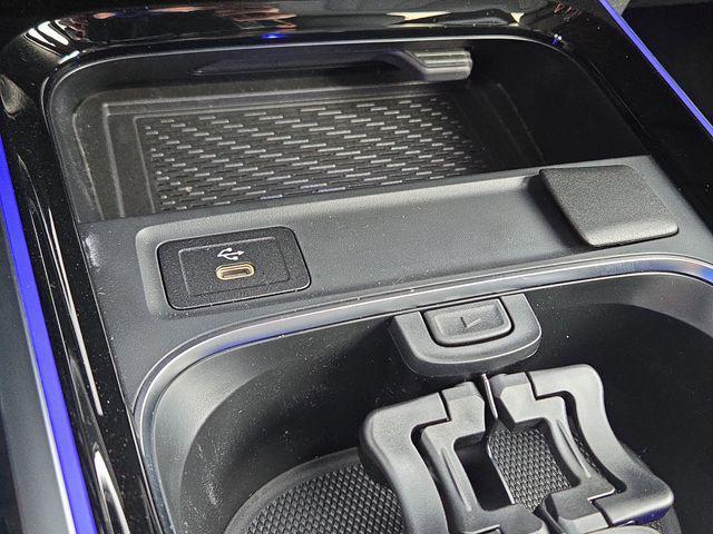 new 2026 Mercedes-Benz GLB 250 car, priced at $53,095