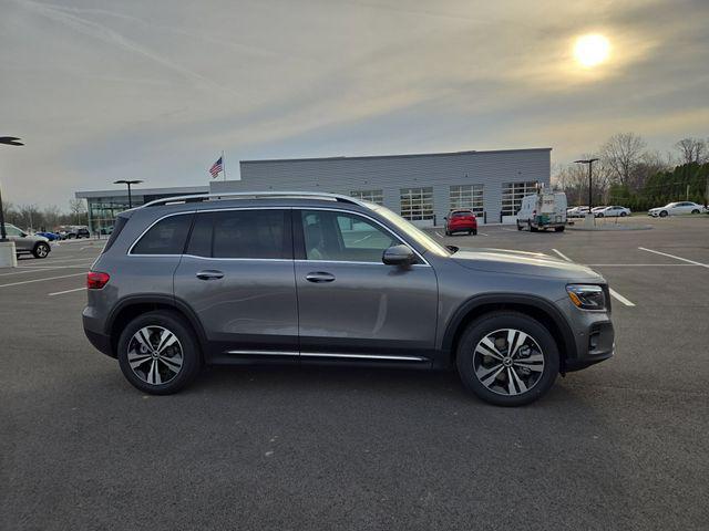 new 2026 Mercedes-Benz GLB 250 car, priced at $53,095
