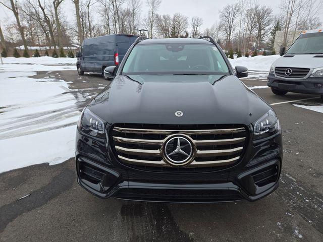 new 2026 Mercedes-Benz GLS 450 car, priced at $98,550