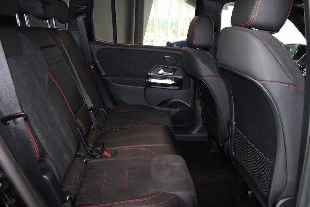 new 2024 Mercedes-Benz GLB 250 car, priced at $56,400