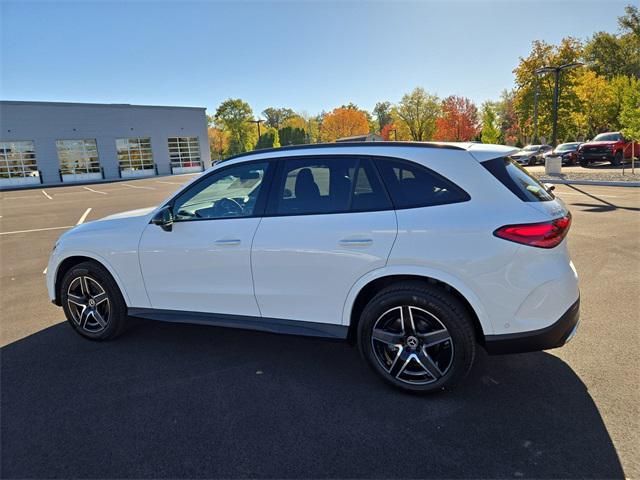 new 2026 Mercedes-Benz GLC 300 car, priced at $60,585