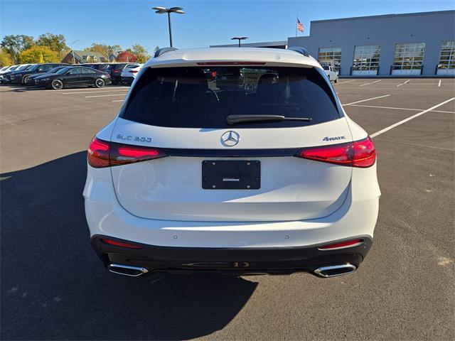new 2026 Mercedes-Benz GLC 300 car, priced at $60,585