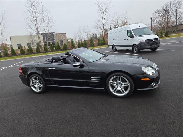 used 2007 Mercedes-Benz SL-Class car, priced at $16,991