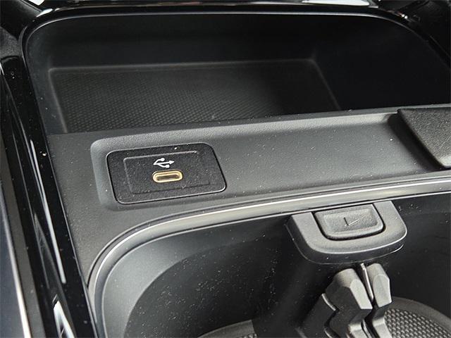 new 2026 Mercedes-Benz GLB 250 car, priced at $50,250