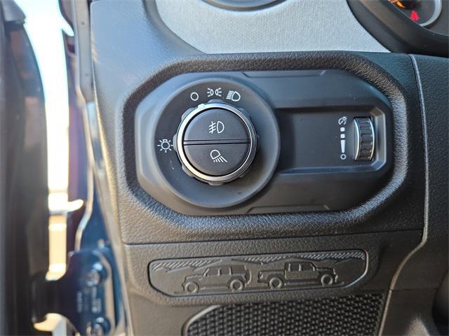 used 2025 Jeep Gladiator car, priced at $39,971