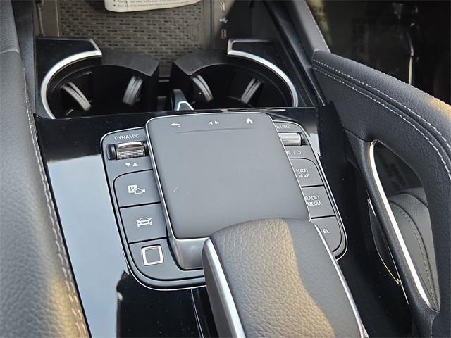 new 2025 Mercedes-Benz GLE 450 car, priced at $80,750