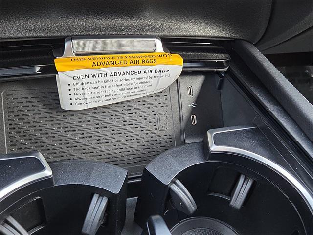 new 2025 Mercedes-Benz GLE 450 car, priced at $80,750