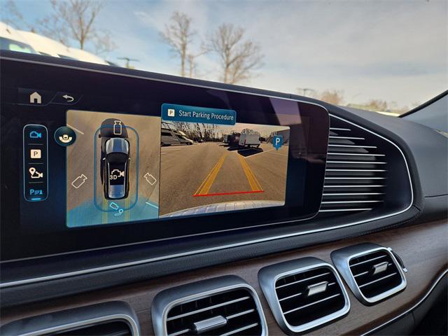 new 2026 Mercedes-Benz GLS 580 car, priced at $125,865