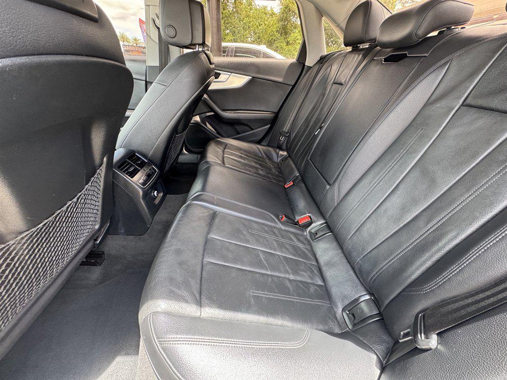 Audi A4 view 12