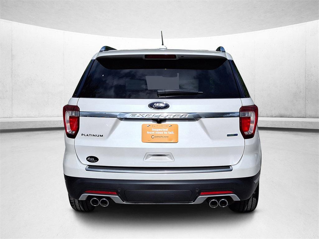 2018 White Platinum Ford Explorer
