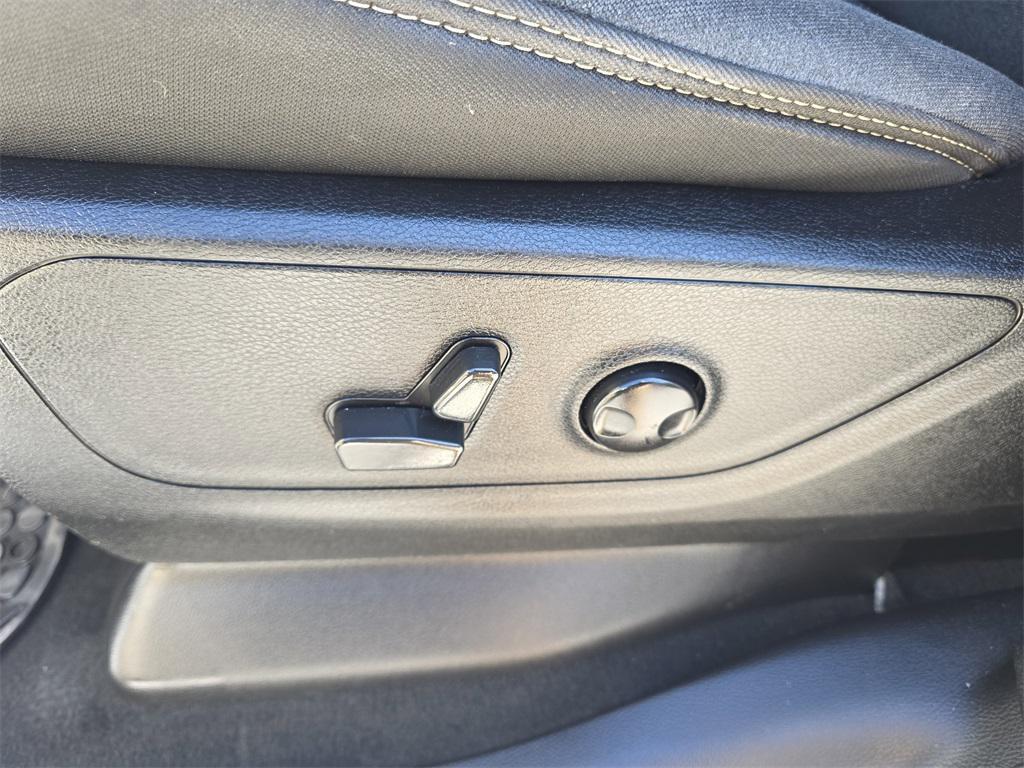 used 2021 Ram 1500 car, priced at $28,991