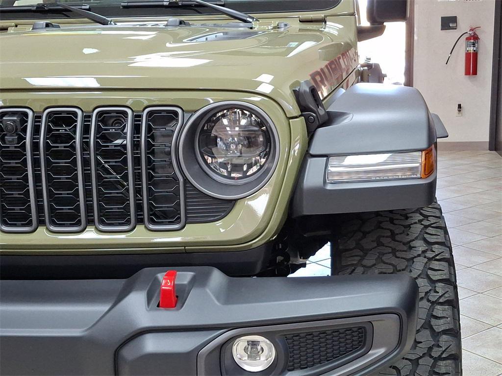 new 2025 Jeep Wrangler car, priced at $58,412