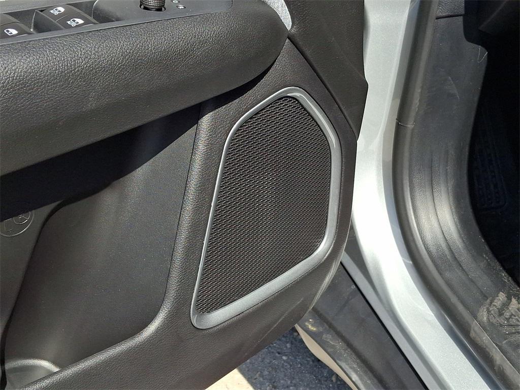 new 2025 Jeep Compass car, priced at $28,654