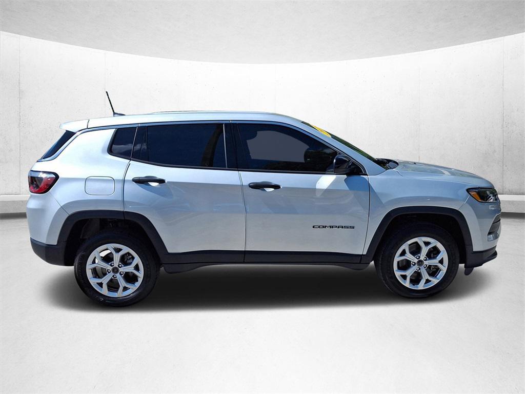 new 2025 Jeep Compass car, priced at $28,654