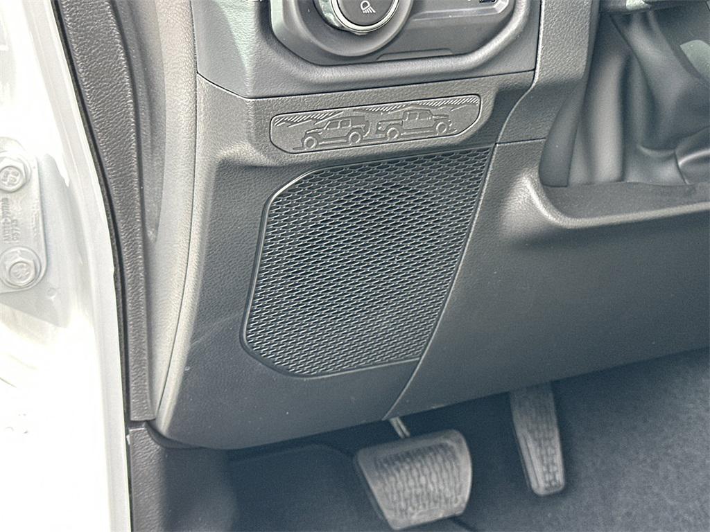 new 2026 Jeep Gladiator car, priced at $58,140