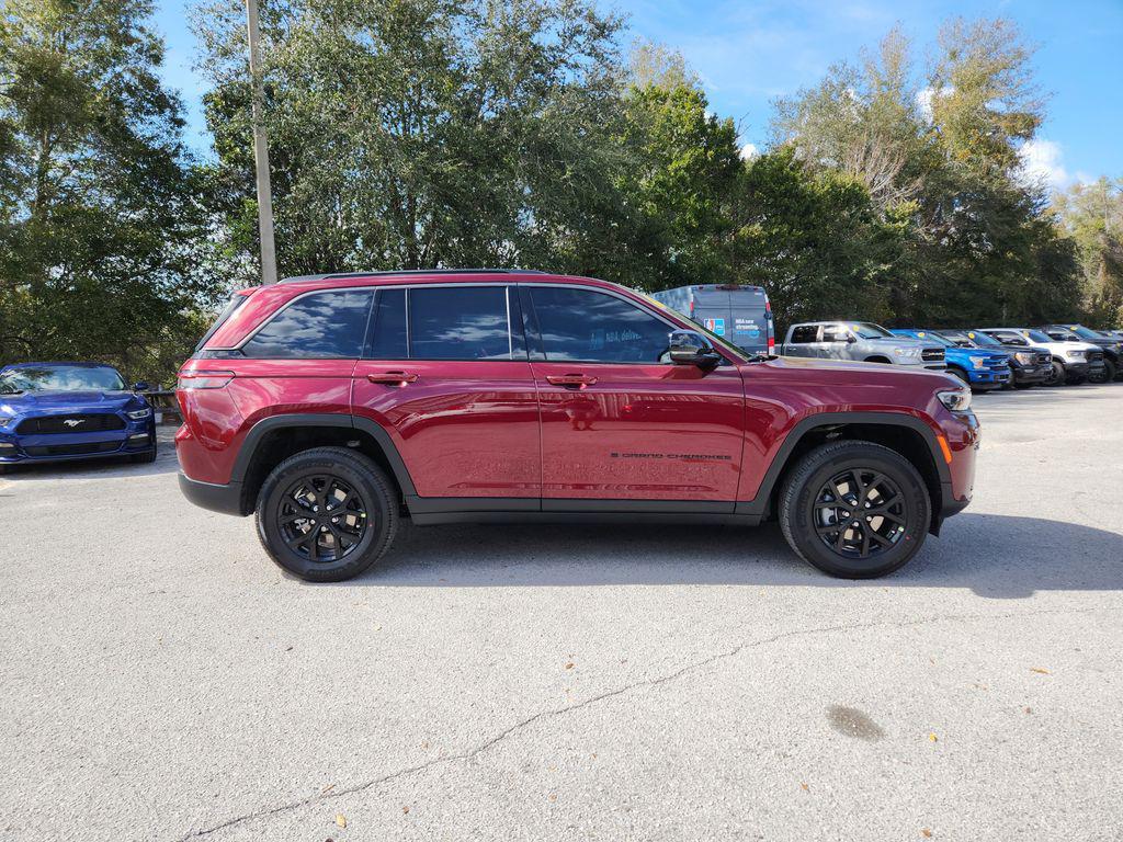 new 2026 Jeep Grand Cherokee car, priced at $44,311