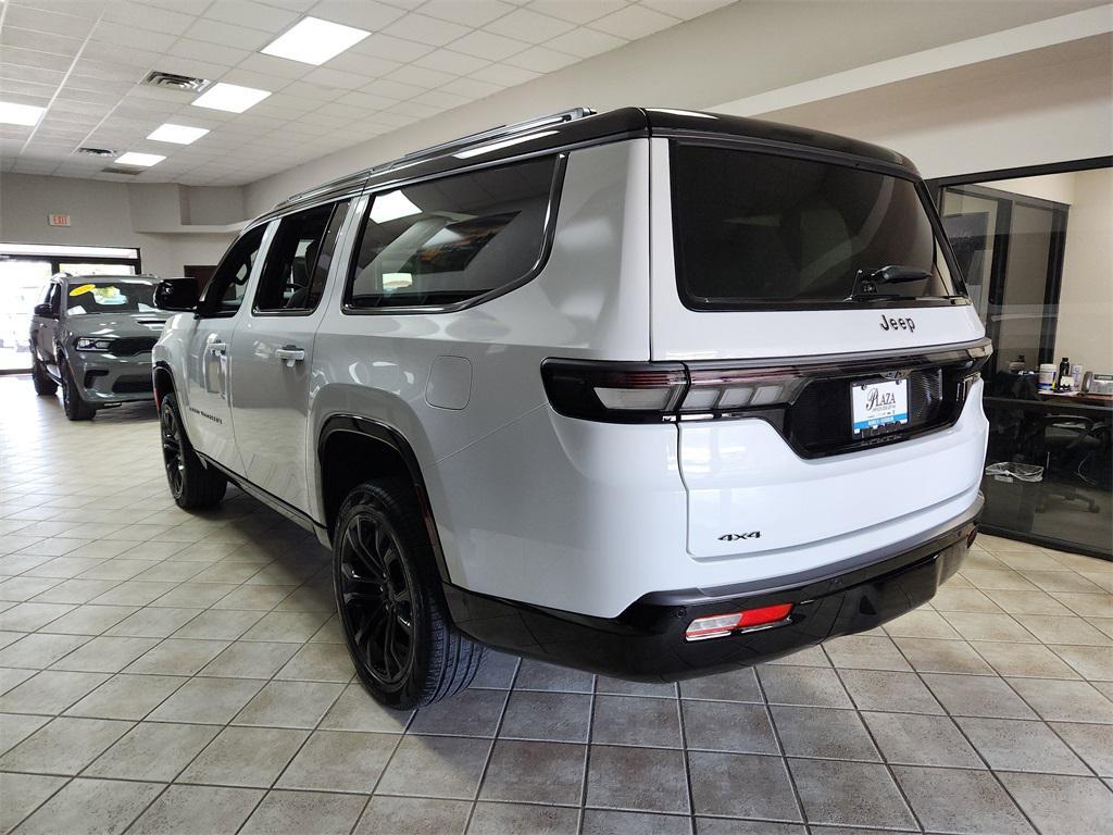 new 2026 Jeep Grand Wagoneer L car, priced at $98,015