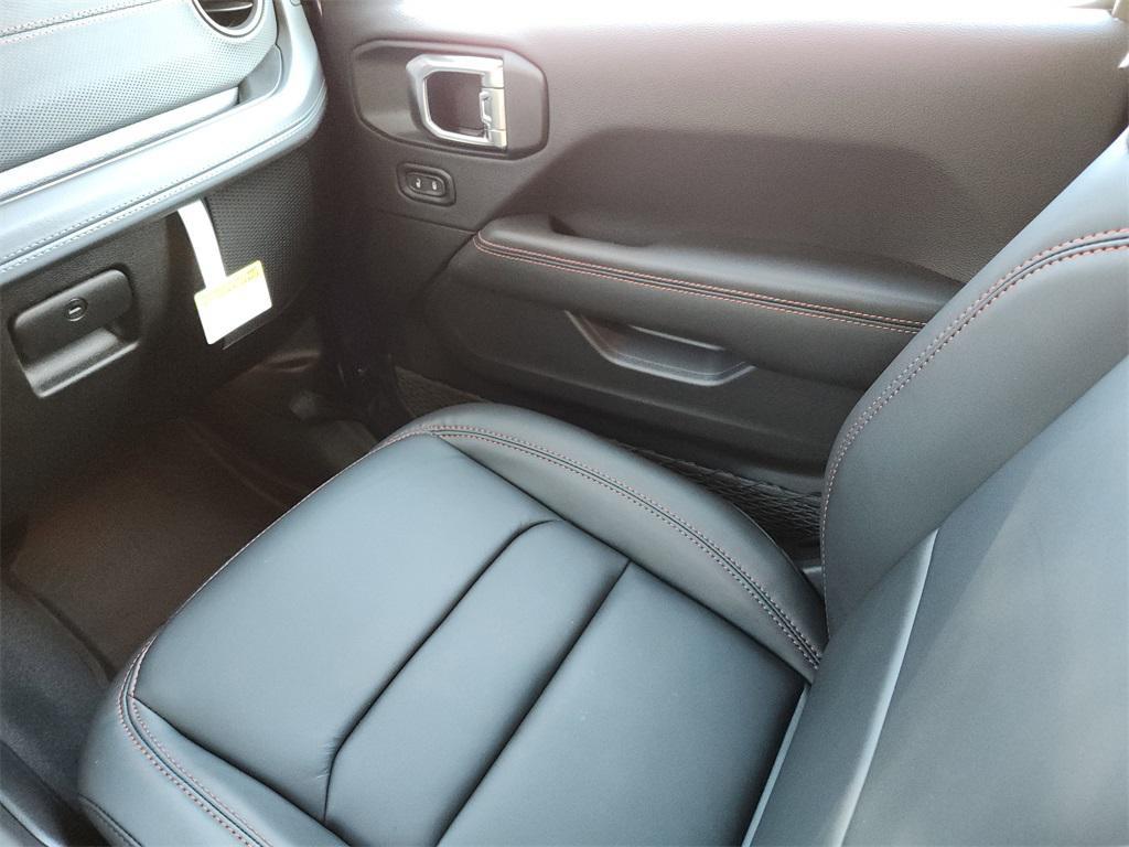 new 2026 Jeep Wrangler car, priced at $56,392