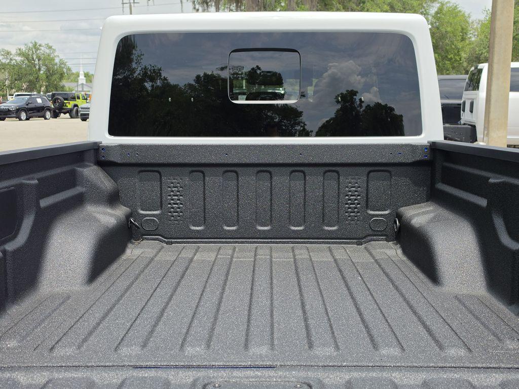new 2026 Jeep Gladiator car, priced at $54,675