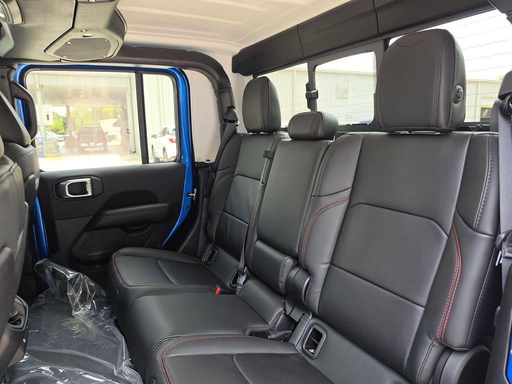 new 2026 Jeep Gladiator car, priced at $54,675