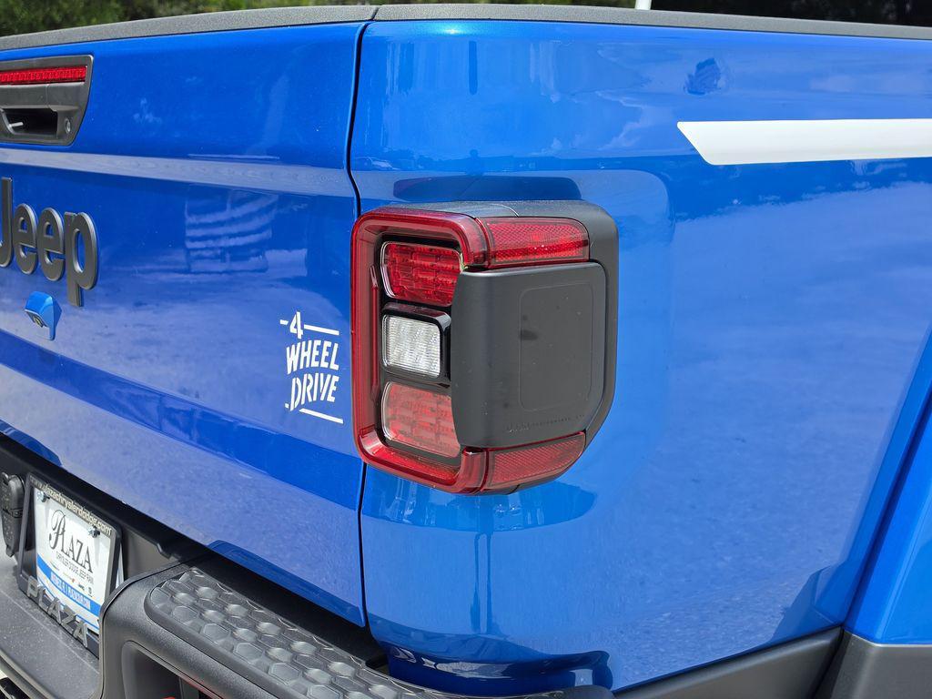 new 2026 Jeep Gladiator car, priced at $54,675