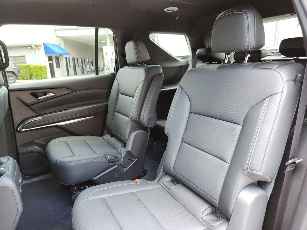 used 2025 Chevrolet Traverse car, priced at $36,491