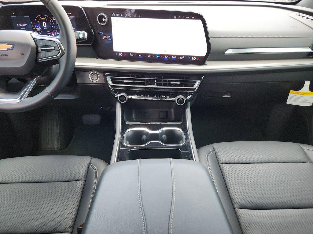 used 2025 Chevrolet Traverse car, priced at $36,491