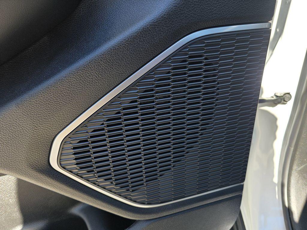 new 2026 Jeep Grand Cherokee car, priced at $48,980