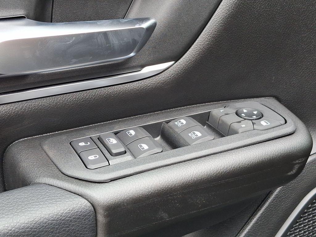 new 2025 Ram 1500 car, priced at $49,991