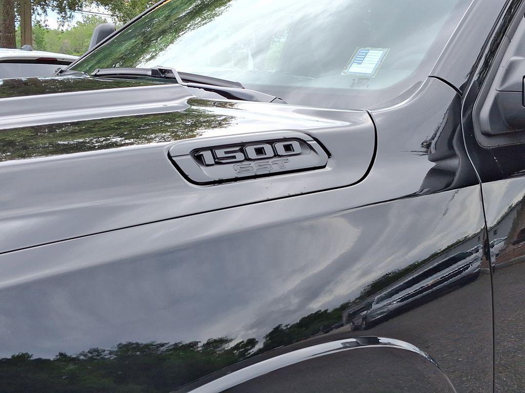 new 2025 Ram 1500 car, priced at $49,991