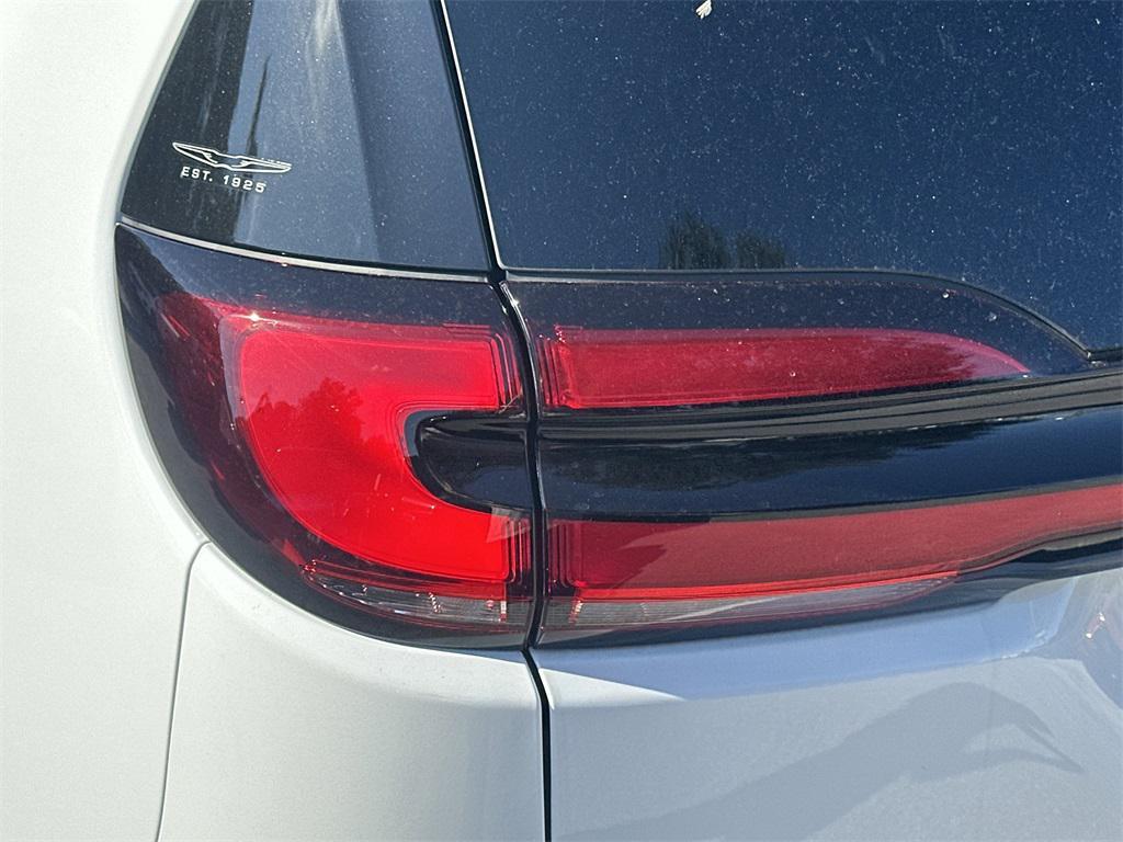 new 2026 Chrysler Pacifica car, priced at $39,823