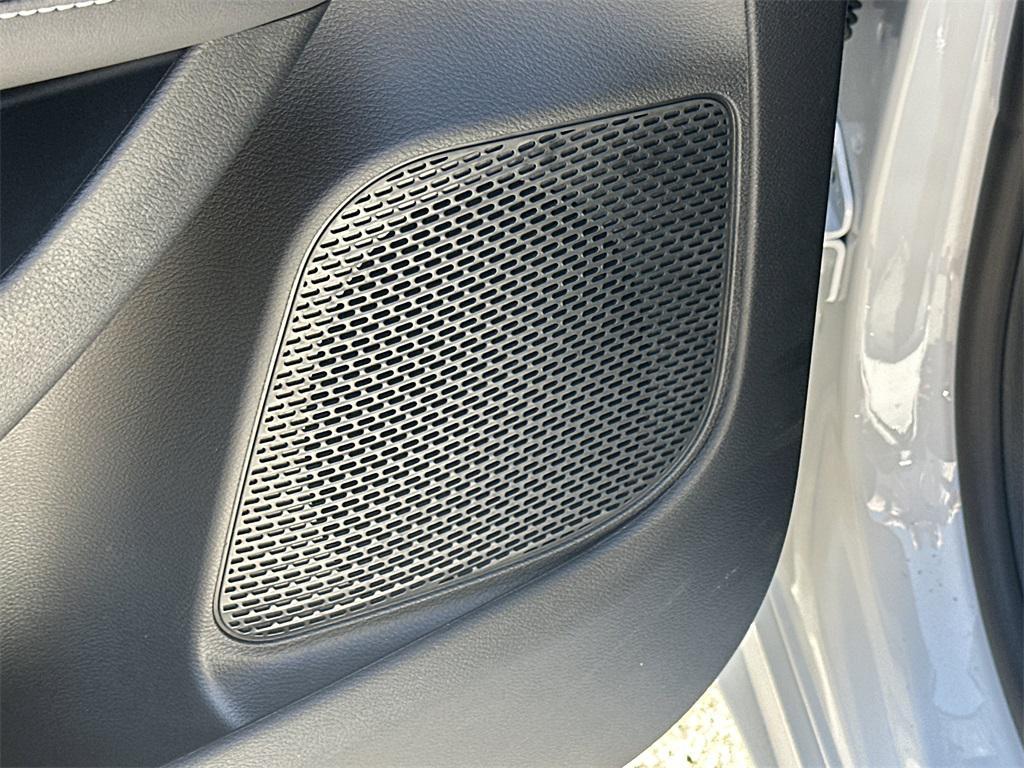 new 2026 Chrysler Pacifica car, priced at $39,823