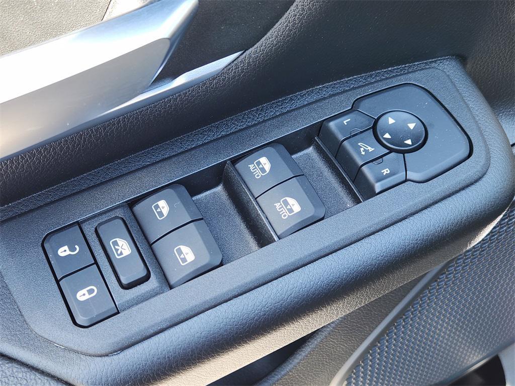 new 2025 Ram 1500 car, priced at $57,781