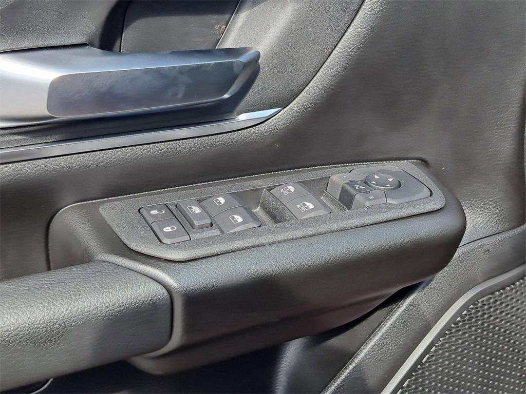 new 2025 Ram 1500 car, priced at $45,586