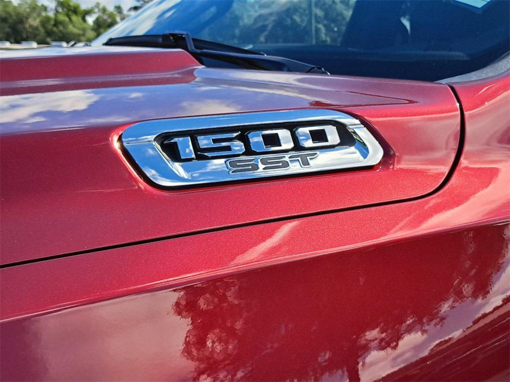new 2025 Ram 1500 car, priced at $45,586